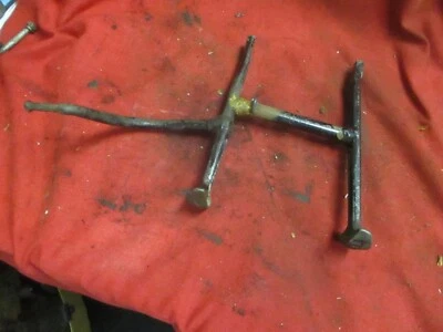 Triumph 650 soporte central Bonneville TR6 Trophy T120 1969 1970 081024 Foto 1 de 4