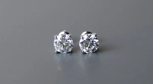 4 ct Round Cut GRA Moissanite 925 Sterling Silver Stud Earrings Screw Back 8mm - Picture 1 of 4