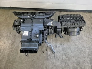 Heizungsgehäuse Klimakasten Mercedes-Benz GLE  W292 W166 A1668304060 - Bild 1 von 5