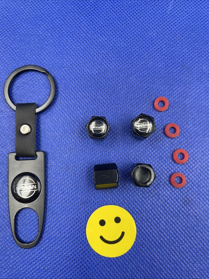 🔥5 piezas Tapas de vástago de válvula de neumático negro y llavero | Para Nissan Rogue Máxima Frontier Foto 1 de 1