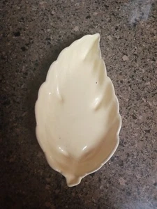 Vintage Frankoma Keramik Blatt Schüssel Schale # 225 gelb braun Flecken 9 5/8" L - Bild 1 von 3