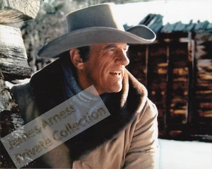 James Arness Gunsmoke Marshal Dillon "Snow Train" Close Up Farbe 8 x 10 - Bild 1 von 2