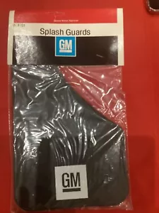Original GM Splash Guards NEW - Picture 1 of 3