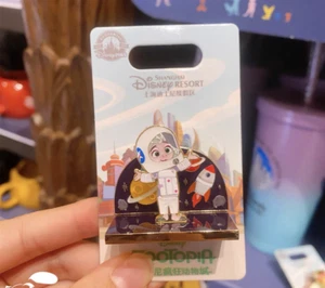 Disney Pin authentic 2023 Zootopia bellwether disneyland exclusive - Picture 1 of 1