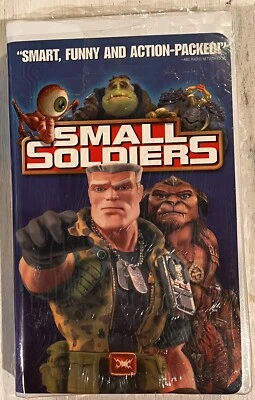 Small Soldiers (VHS, 1998, Clamshell) Dreamworks - Image 1 of 2