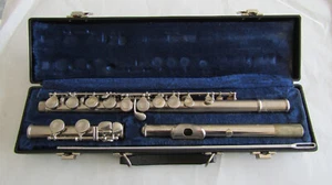 Buescher Aristocrat Flute with Hard Padded Case and Cleaning Rod - Picture 1 of 20