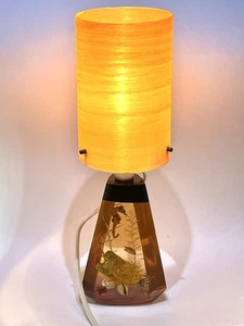 Vintage Sea Life Diorama Resin / Lucite Lamp 1960s / 1970s mid century modern - Picture 1 of 7