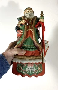 VIDEO-Grande 10" MUSICAL Cerámica SANTA "A Feliz Alma Vieja" Decoración de Navidad - Imagen 1 de 11