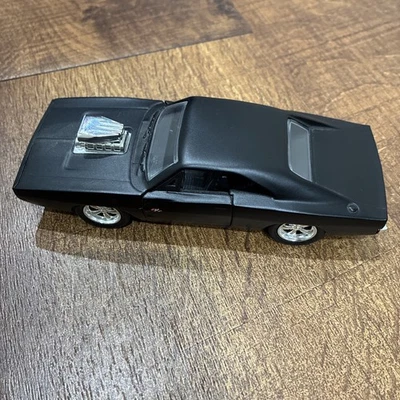 1/32 Scale Dom’s Dodge Charger Fast & Furious Black Jada - Car - Image 1 of 4