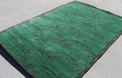 Alfombra de lana tibetana color verde apagado R13980 5 X 8' hecha a mano en Nepal Foto 1 de 4