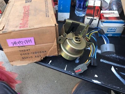 Ford Galaxy Ltd 1974 personalizado 500 Country Squire ATC servo aire acondicionado nuevo de lote Foto 1 de 2