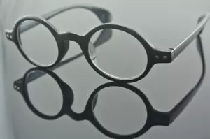 Round Eyeglass Frames Glasses Retro Spectacles Rx Classic Mens Womens Eye Decors - Picture 1 of 16