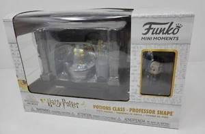 Funko Películas Mini Momentos Harry Potter Pociones Clase Profesor Serpiente Nuevo Sellado - Imagen 1 de 6