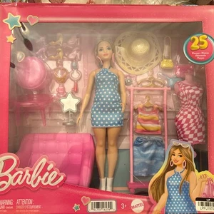 Barbie Puppe und Mode Set, Kleidung mit Schrank Zubehör - Bild 1 von 2
