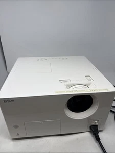 Epson EMP-TWD1 Home LCD Projector W Built-in DVD Player and Speakers & Adapter - Picture 1 of 24