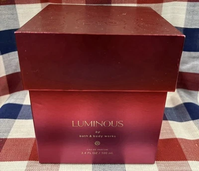 BATH & and BODY WORKS 3,4 OZ Luminous Eau De Parfum Spray PERFUME DESCONTINUADO Foto 1 de 3