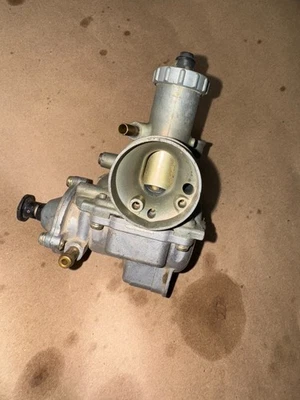 83,84  suzuki alt-125, lt-125 oem Carburetor - Image 1 of 4