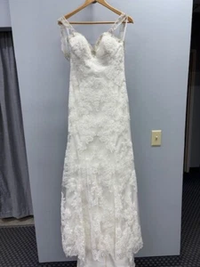 $1590 Ivory Silver Lace with beaded straps Wedding Dress Size 10 - Picture 1 of 9