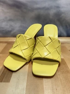 Inc Liah Sandalen Sellerie Größe 6M Neu mit Karton - Bild 1 von 7