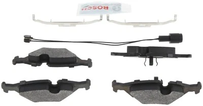 Pastillas de freno traseras semimetálicas QuietCast Bosch 1987-1988 BMW M6 Foto 1 de 4