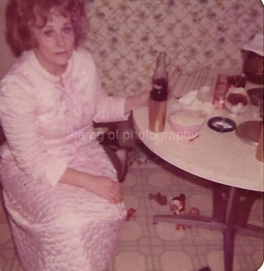 CHARACTER STUDY American Woman FOUND PHOTOGRAPH Color ORIGINAL 53 45 D - Imagen 1 de 1
