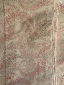 Ralph Lauren Pink/ Grey Paisley Pillow Case Set (2)  VGUC - Picture 1 of 13