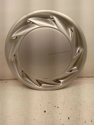 Крышка колеса колпак ступицы 14 дюймов тип ребра колеса подходит для 91-94 SUNDANCE 1069777 - Изображение 1 из 4