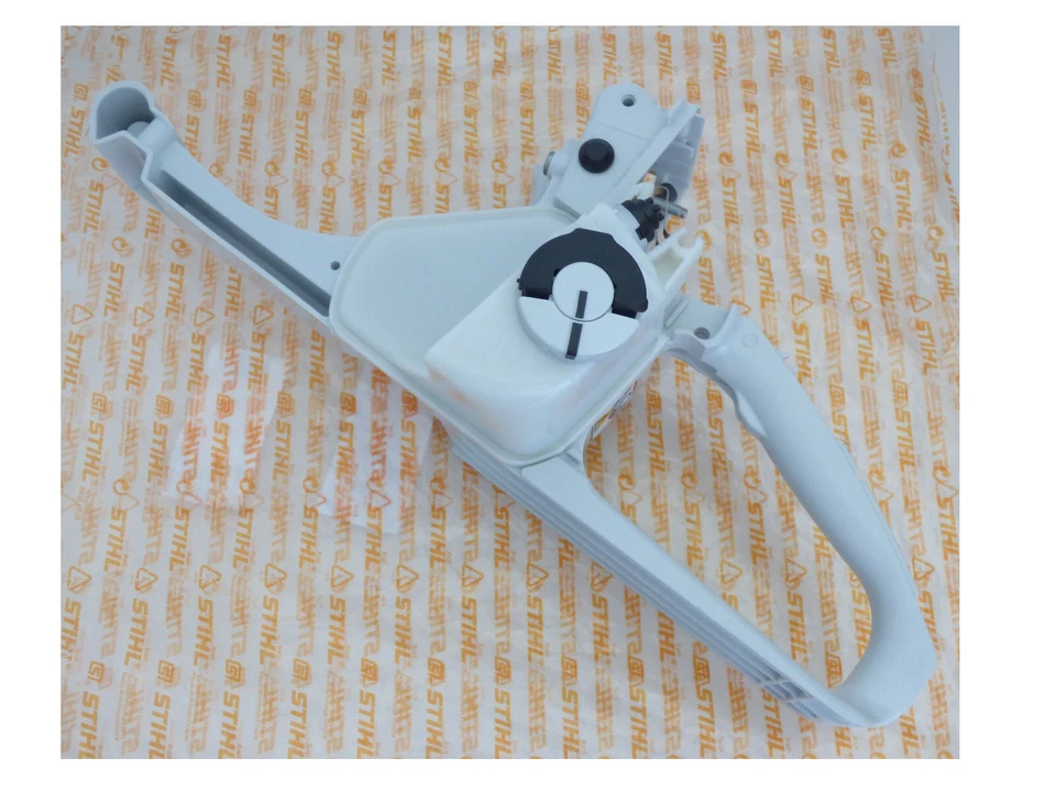 STIHL Motorsägen-Tankgehäuse (11213500834)