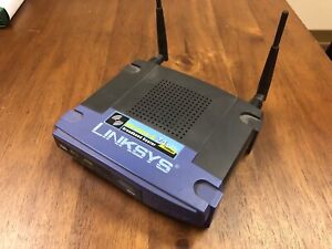 Linksys WRT 545-G v4 Router with power adapter