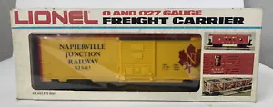 Lionel O e 027 Gauge Boxcar - NAPIERVILLE JUNCTION RAIL NJ 9413 6-9413 - Foto 1 di 8