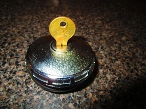 1960s 1970s  Fuel Gas Gasoline tank cap locking with key Chevrolet - Corvette - Picture 1 of 6