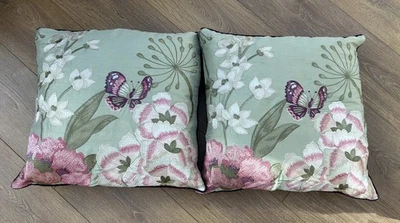 2 x Marks & Spencer Green Embroidered Floral/Butterfly Cushions 💗 - Image 1 of 4