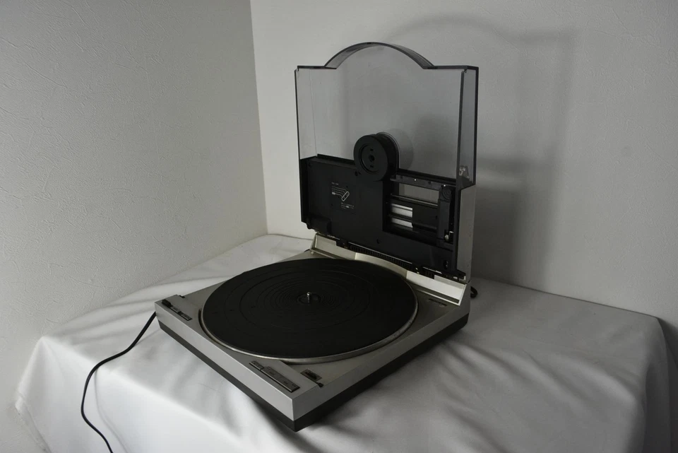 Technics SL-7 Turntable Fully Functional Auto-Start Linear Tracking Japan - Image 1 of 4