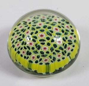Kleiner alter italienischer Murano gelb & grün Millefiori Kunstglas Briefbeschwerer - Bild 1 von 9