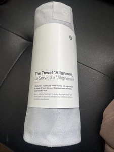 Lululemon The (Small) Towel NWT O/S Gray Spin Hot Yoga Mat Towel - Picture 1 of 1
