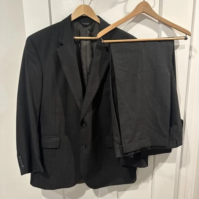 NUEVO SIN ETIQUETAS 44 R Jos A Bank Gris Oscuro Rayas Lana 2 Piezas Traje 38x30 Pantalones M Foto 1 de 4