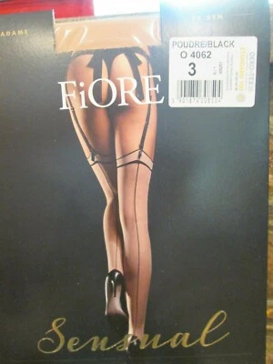 MEIAS FIORE MADAME LIGA FINA EUROPÉIA 5 TAMANHOS POUDRE COM COSTURA VERMELHA 20 DEN - Imagem 1 de 4