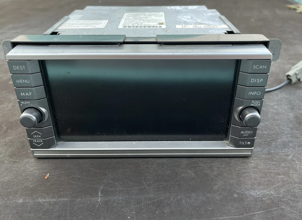 Unidad principal de radio Subaru WRX STI Kenwood 2008-2014 Foto 1 de 4