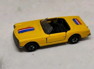MATCHBOX SUPERFAST SEIE N. 27 - MERCEDES 230 SL - Immagine 1 di 4