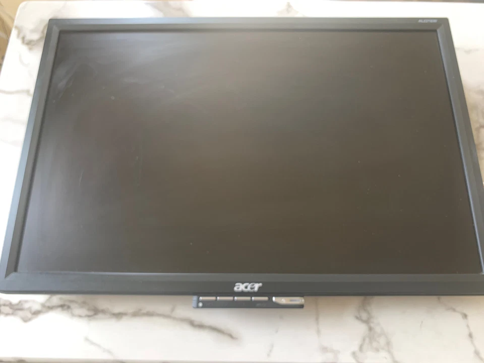 ACER  AL2216WBD LCD Monitor WITH WALL MOUNT-TESTED & WORKS —Read Description - Image 1 of 4