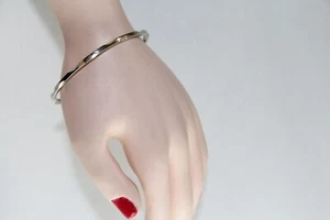 Sterling Silver Thumbprint Groove Bangle Bracelet. Timeless Sterling Silver - Picture 1 of 11