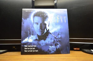 The Saint Val Kilmer Elisabeth Shue Laserdisc Widescreen AC-3 - Picture 1 of 4