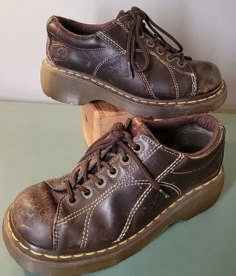 De Colección Dr Martens 12283 Cuero Marrón Margarita Oxford Y2K Grueso Plataforma Mujer Talla 7 Foto 1 de 4