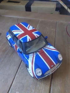 Solido Austin Powers Mini Cooper 3GR8 SHAG 1:18 Diecast Auto - Bild 1 von 5