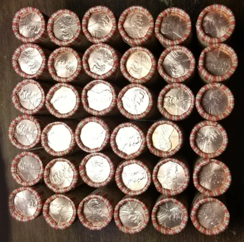 (1) 2001-D Lincoln Memorial Cent Penny Roll of 50 Uncirculated Coins Cover