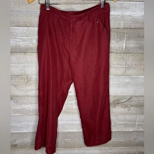 Patagonia womens 8 red cropped pants - Picture 1 of 3