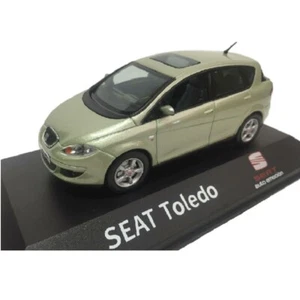 #32 Seat Toledo color Verde 1:43 IXO Fischer diecast - Imagen 1 de 4