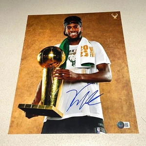 KHRIS MIDDLETON autographed signed 11X14 MILWAUKEE BUCKS BECKETT BAS COA BH13246 - Picture 1 of 1