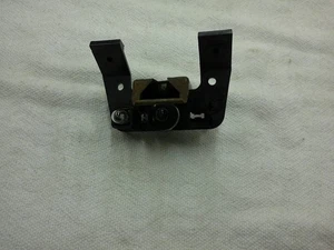 1978-1987 EL CAMINO MONTE CARLO SS CUTLASS REGAL DASH GLOVE BOX LATCH PLASTIC - Picture 1 of 6