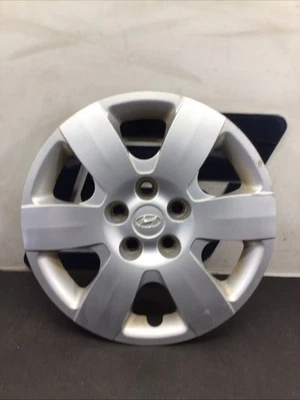 Hyundai Sonata 2008 - tapacubos de 16"" (defecto) Foto 1 de 4